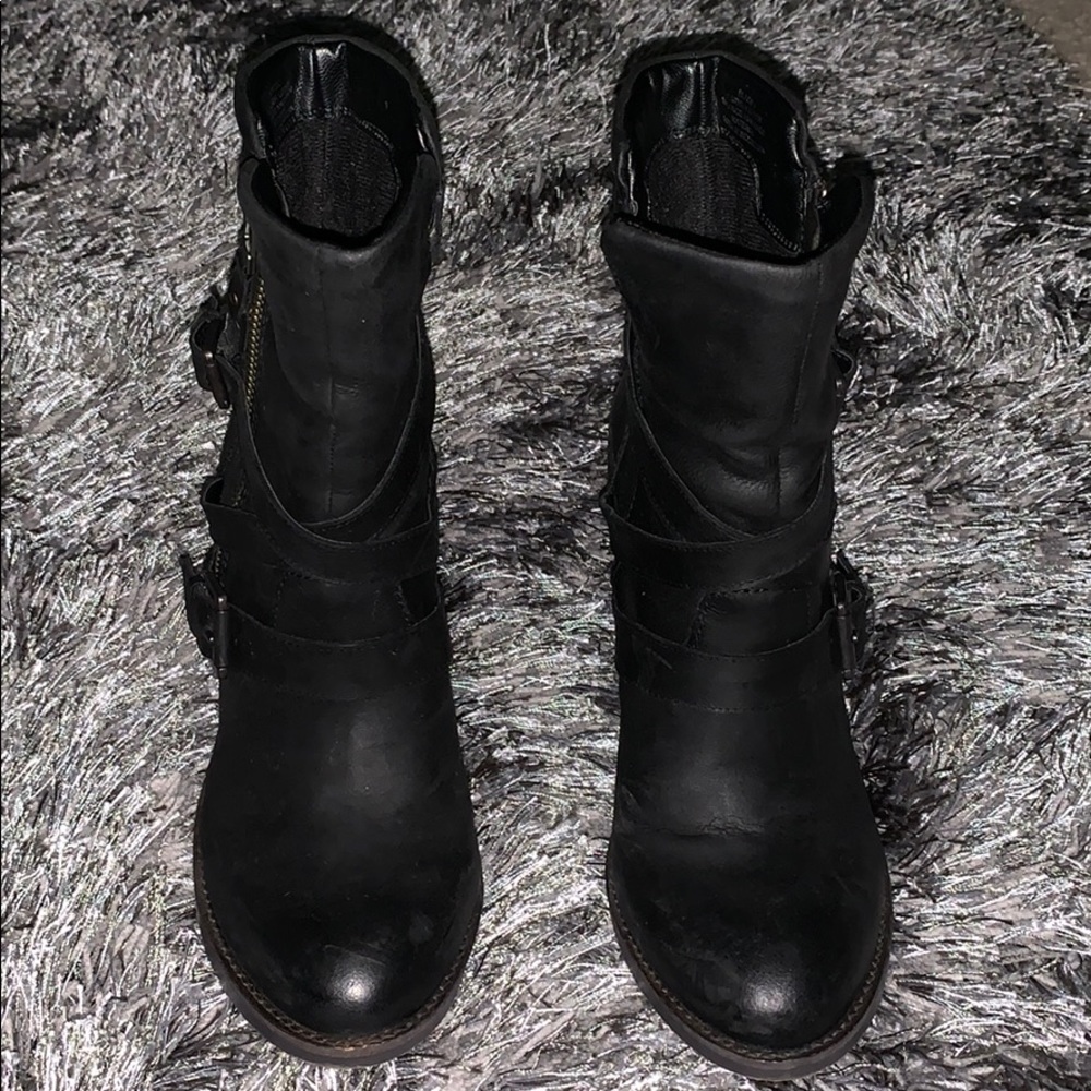 Black Steve Madden leather booties